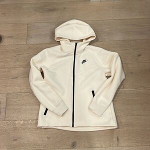 women’s nike hooded zip up